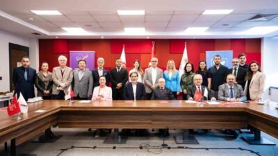 İstanbul Yeni Yüzyıl Üniversitesi Tıp Fakültesi, Sağlık Fakülteleri ve Üniversite