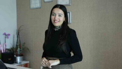 Fiziksel hastalıklarda hızla doktora başvurulurken, ruhsal zorlanmalarda “kendi kendine geçer”