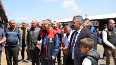 Pursaklar Belediyesi, Kurban Bayramı öncesinde vatandaşların kurban ibadetlerini sağlıklı, hijyenik