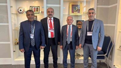 Karabük’ü temsilen törene katılan Safranbolu TSO Başkanı Erol Altuntepe ile