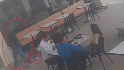 Hatay’da kaybettiği parasını sahilde arayan vatandaşın 7 bin TL’sini iş
