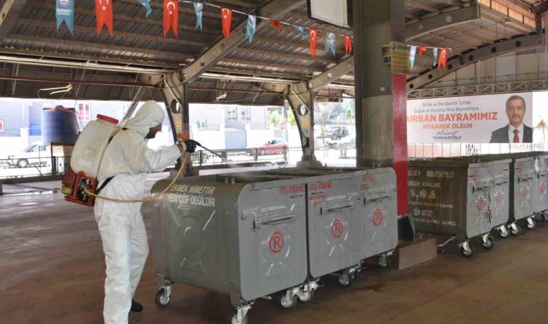 Şahinbey Belediyesi, Kurban Bayramı süresince hem çevre temizliğini sağlamak hem