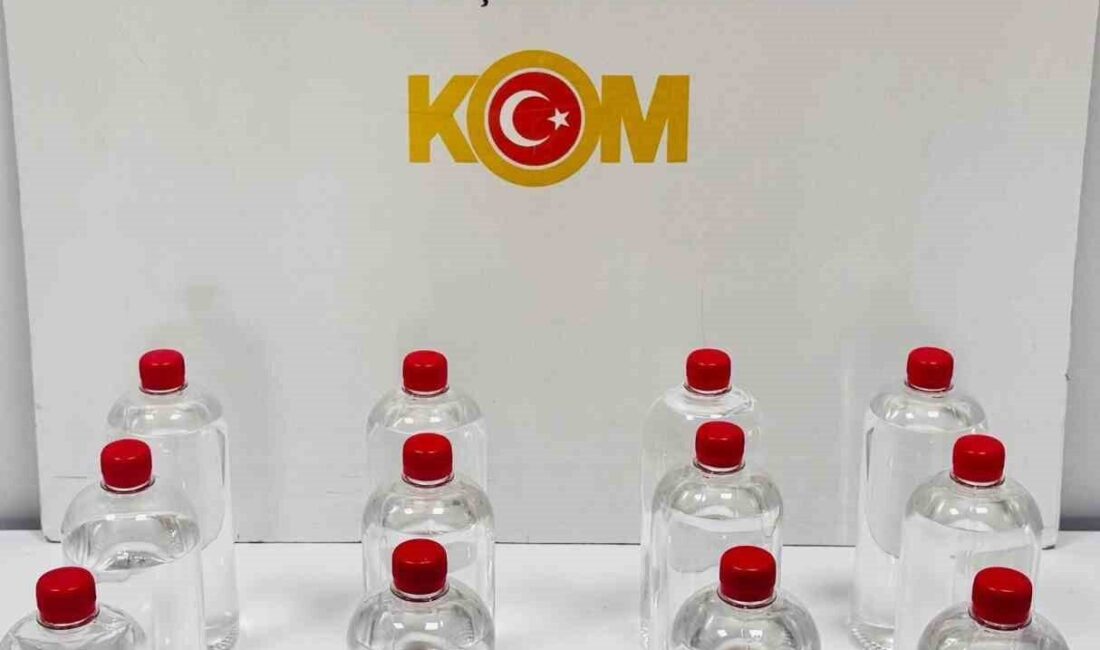 Samsun’un İlkadım ilçesinde polis ekiplerince düzenlenen sahte alkol operasyonunda 12