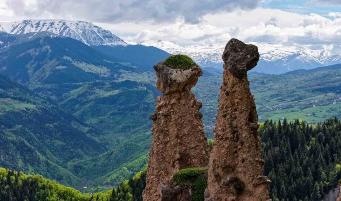 Artvin’in “Sakin Şehir” ünvanlı Şavşat ilçesinde yer alan Peribacaları ve