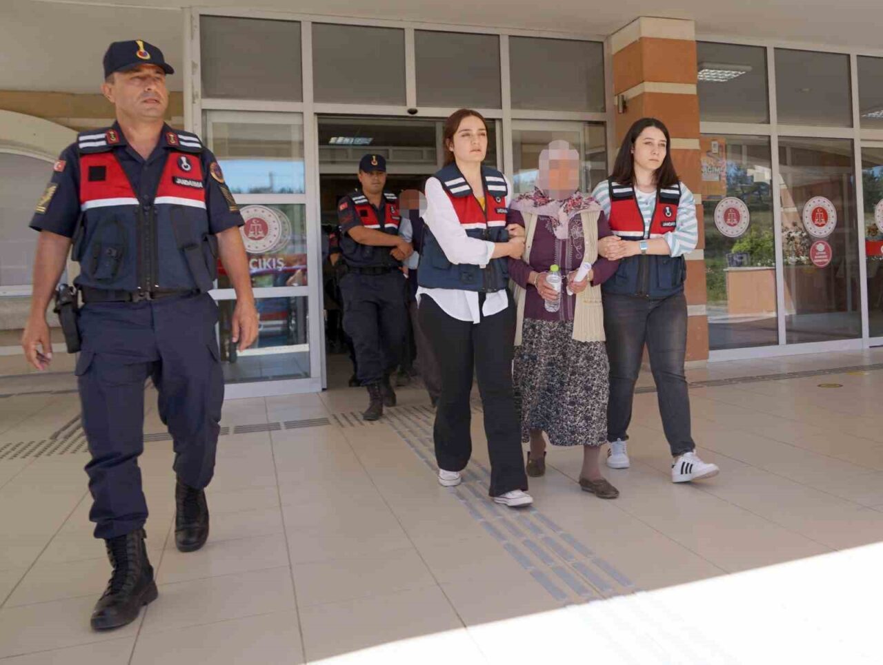 Kastamonu’da samanlıkta balta ile öldürüldükten sonra çuvala konulup dereye atılan
