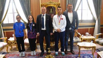 Türkiye şampiyonu judocu Alp Canıtez ile badminton branşında Türkiye üçüncüsü