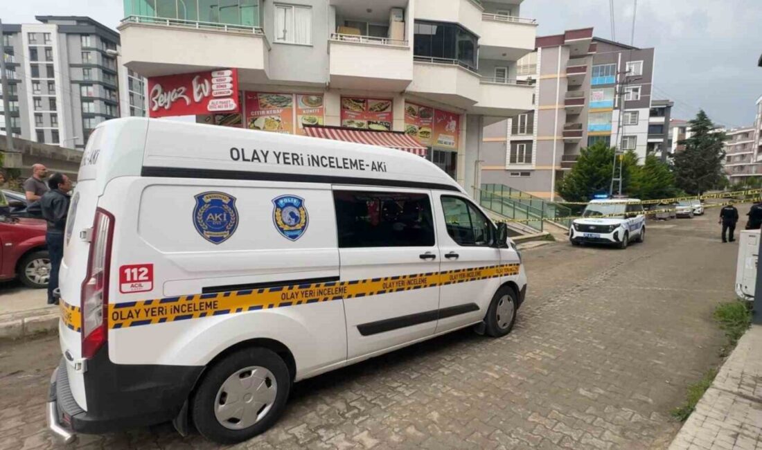 Samsun’un Atakum ilçesinde 4’üncü kattan düşen kadın ağır yaralandı. Olay,