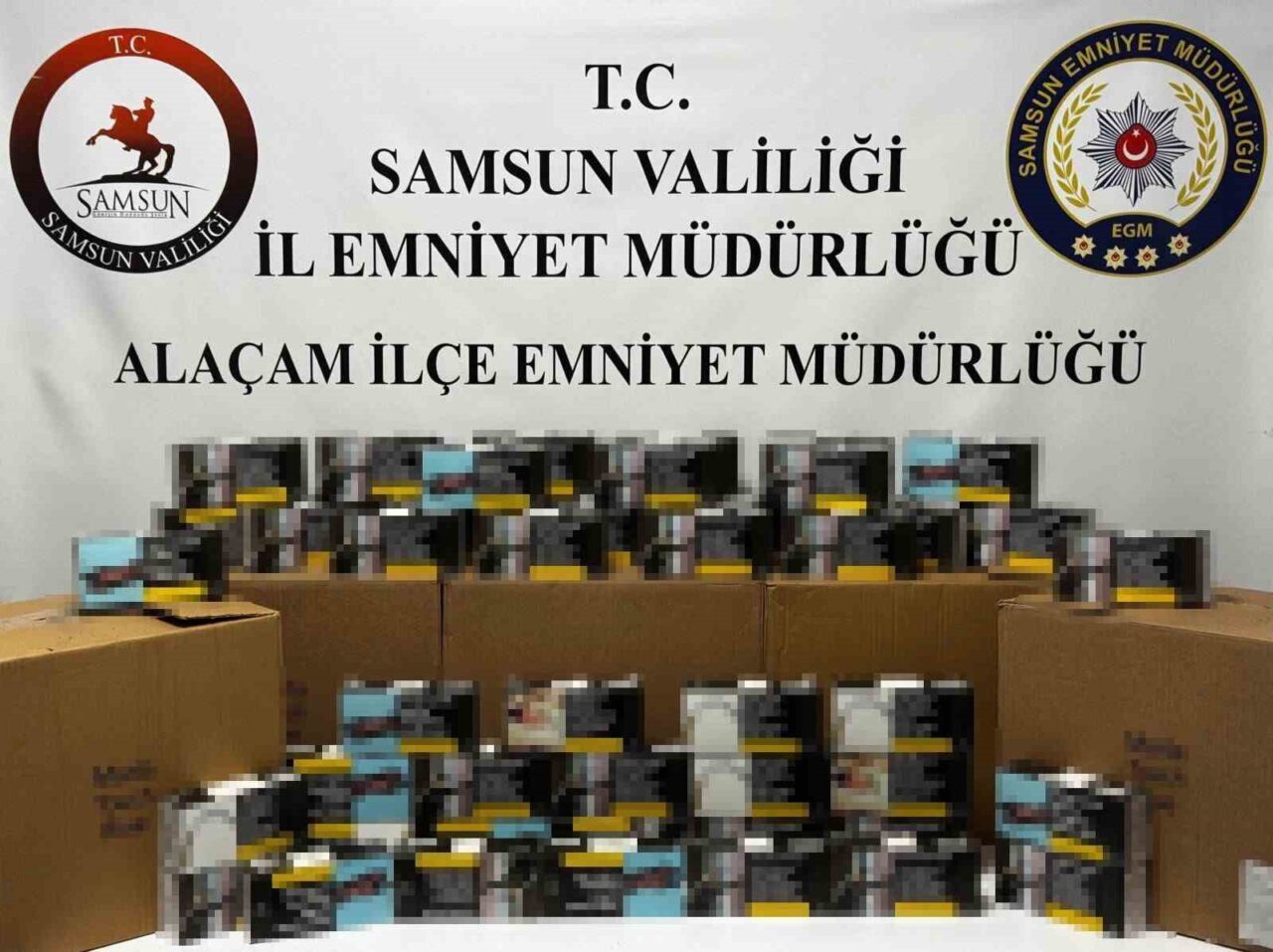 Samsun’un Alaçam ilçesinde polis ekiplerince durdurulan bir araçta 50 bin