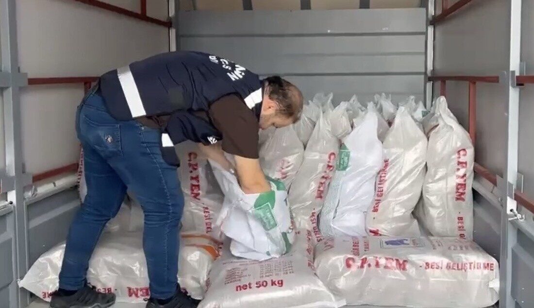 Samsun’un İlkadım ilçesinde düzenlenen kaçakçılık operasyonunda 770 kilogram kaçak tütün