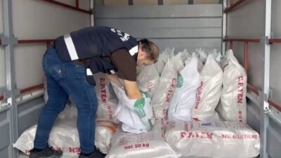 Samsun’un İlkadım ilçesinde düzenlenen kaçakçılık operasyonunda 770 kilogram kaçak tütün