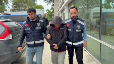 Samsun’da fuhuş şebekesine yönelik düzenlenen operasyonda gözaltına alınan karı-kocadan erkek