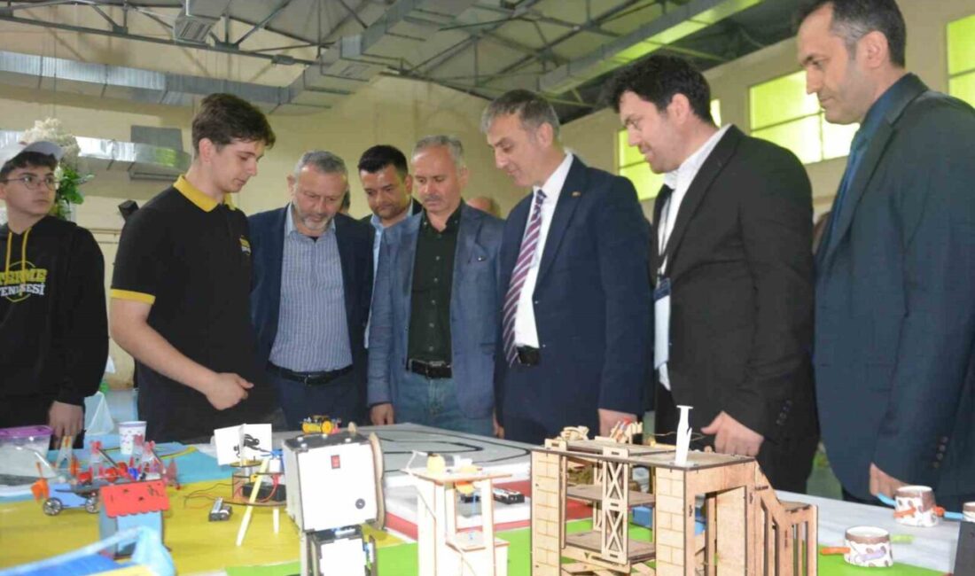 Samsun’un Terme ilçesinde genç beyinlerin bilimsel çalışmaları düzenlenen görkemli açılışla