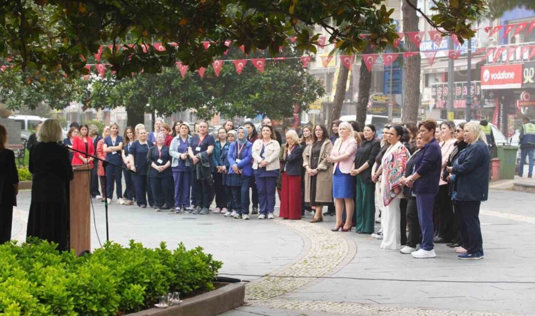 Samsun’da 12-18 Mayıs Hemşirelik Haftası kapsamında Samsun Şehir Hastanesi çalışanları