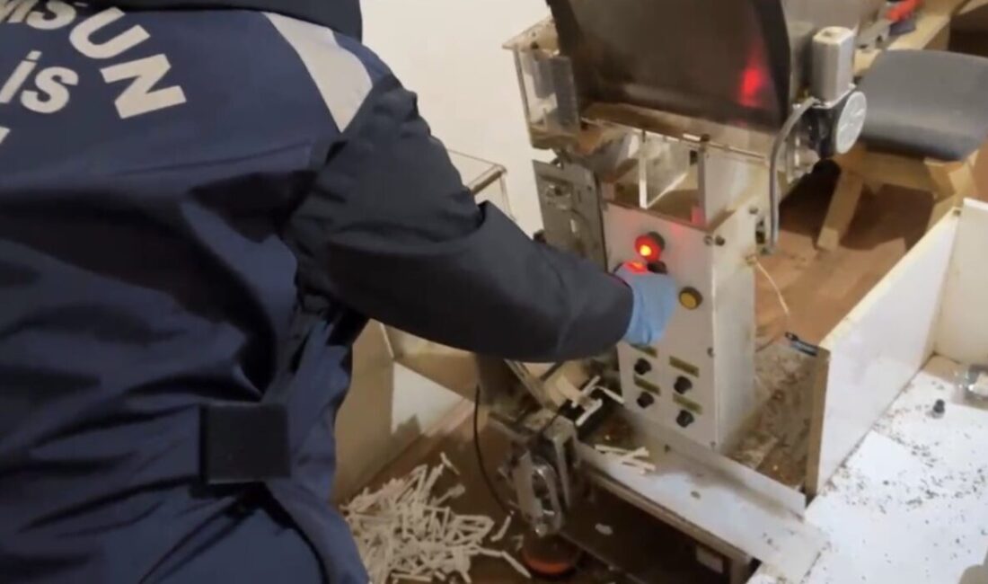 Samsun’un Atakum ilçesinde kaçak sigara üretimi yapılan adrese düzenlenen operasyonda