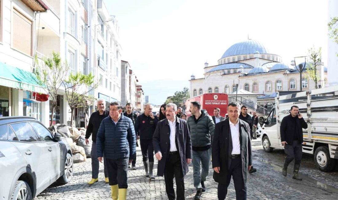 Samsun’da meydana gelen sel ve su taşkınının ardından başlatılan çalışmalar