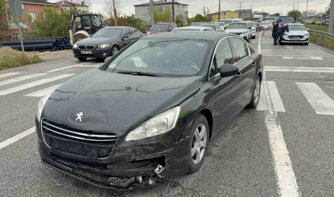 Samsun’un Çarşamba ilçesinde meydana gelen trafik kazasında 2 kişi yaralandı.