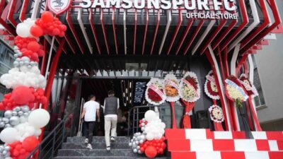 Samsunspor tarafından Atakum’da yapımı tamamlanan yeni Samsunspor FC Store’un açılışı