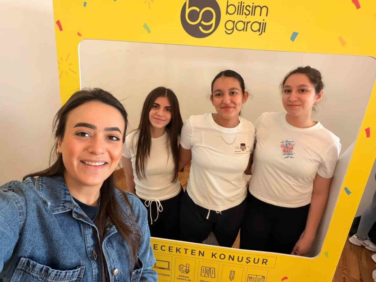SANKO Okulları öğrencileri, Bilişim Garajı tarafından düzenlenen ve Türkiye genelinden