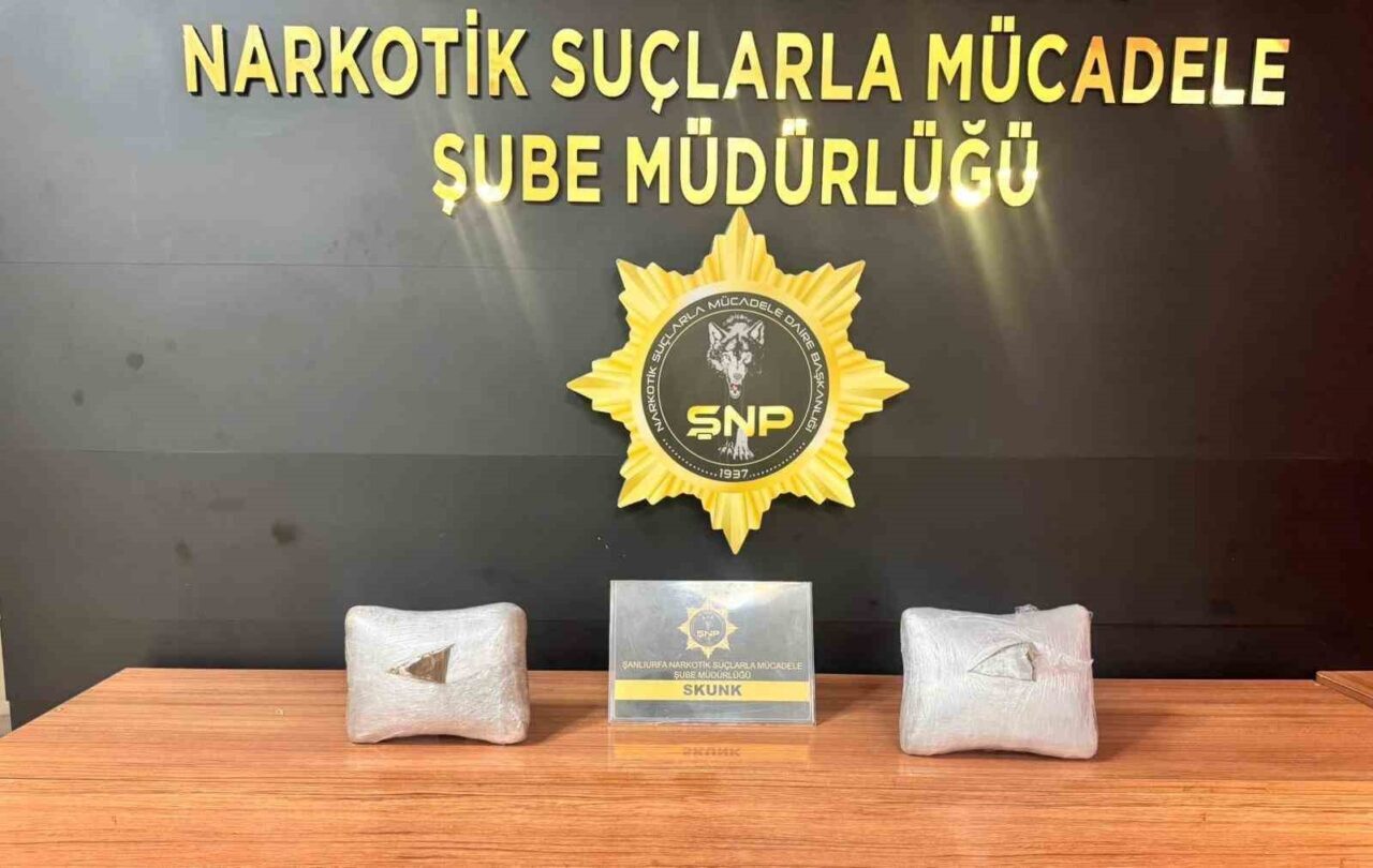 Şanlıurfa merkez ve Siverek ilçesinde polis ekipleri tarafından durdurulan 3