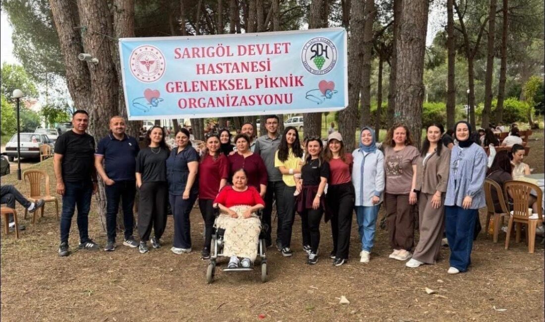 Sarıgöl Devlet Hastanesi tarafından ilk kez düzenlenen motivasyon pikniğinde sağlık