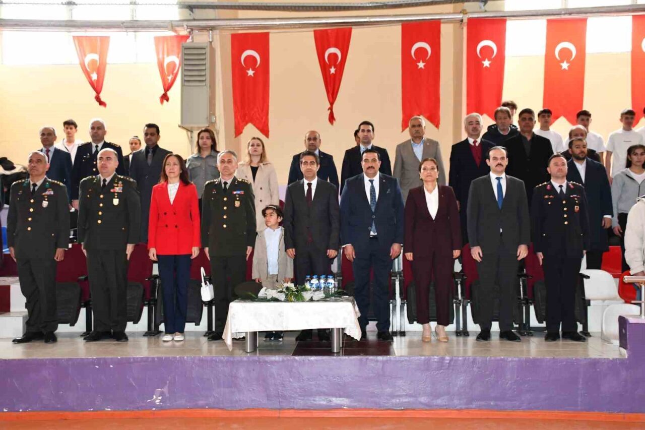 Sarıkamış’ta 19 Mayıs Atatürk’ü Anma, Gençlik ve Spor Bayramı coşku