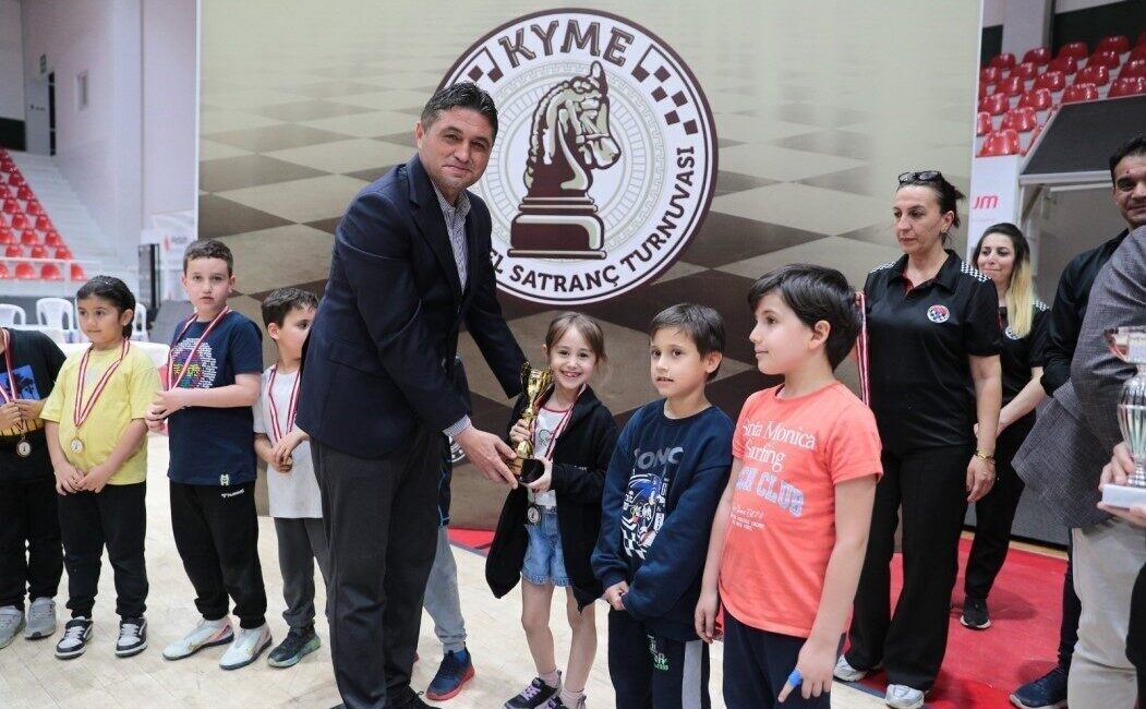 Aliağa Belediyesi’nin bu yıl 30’uncusunu düzenlediği Geleneksel ‘KYME Satranç Turnuvası’