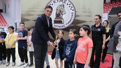 Aliağa Belediyesi’nin bu yıl 30’uncusunu düzenlediği Geleneksel ‘KYME Satranç Turnuvası’