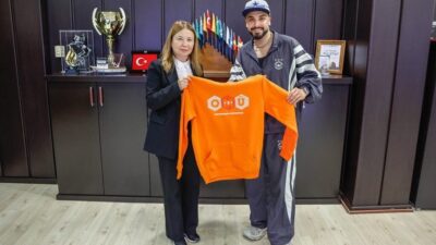 Sefo ismiyle bilinen ünlü pop-rap sanatçısı Seyfullah Sağır, Ondokuz Mayıs