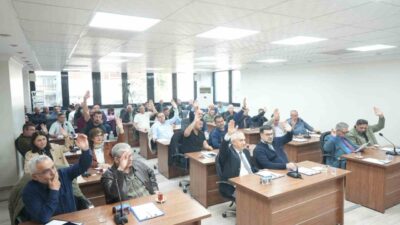 Kahramanmaraş’taki okul saldırısında öğrencilerini korurken hayatını kaybeden matematik öğretmeni Ayla