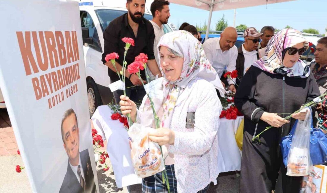 Şehzadeler Belediyesi, Kurban Bayramı arifesinde kaybettikleri yakınlarını dualarla anmak için