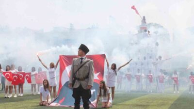 19 Mayıs Atatürk’ü Anma, Gençlik ve Spor Bayramı, İzmir’in Selçuk