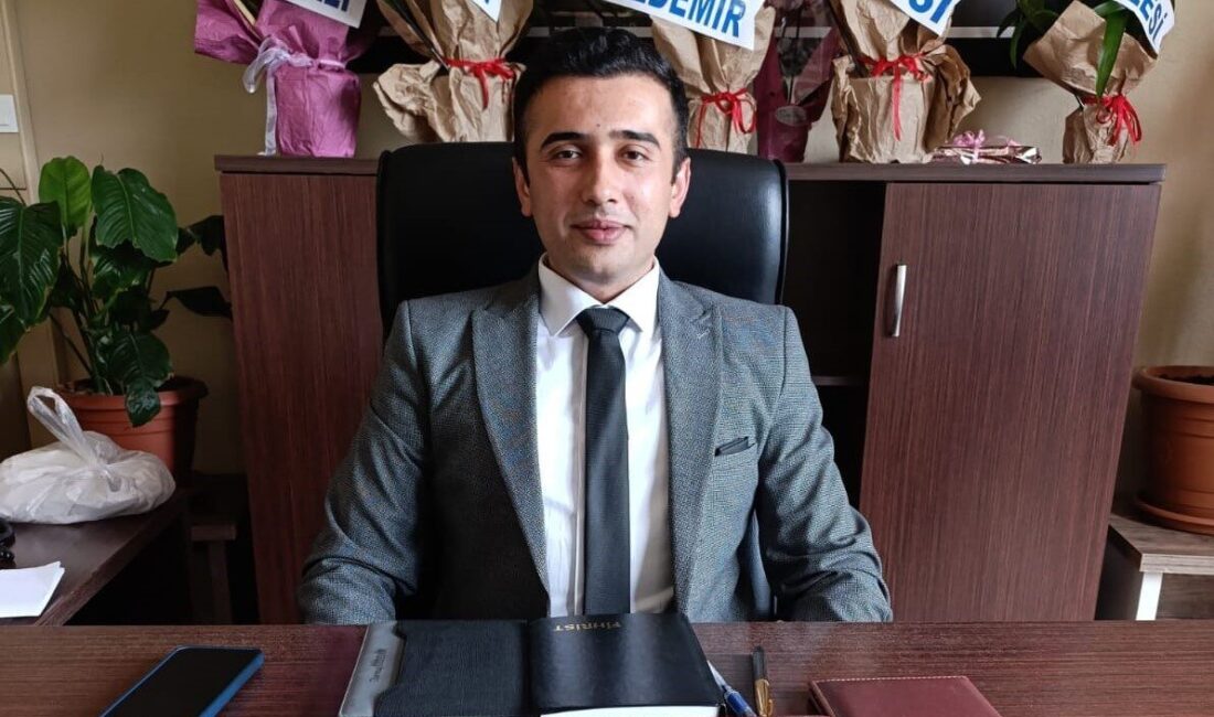 Manisa’nın Selendi Belediyesinde Muhtarlık İşleri Şefliği görevine Durmuş Özdemir atandı.