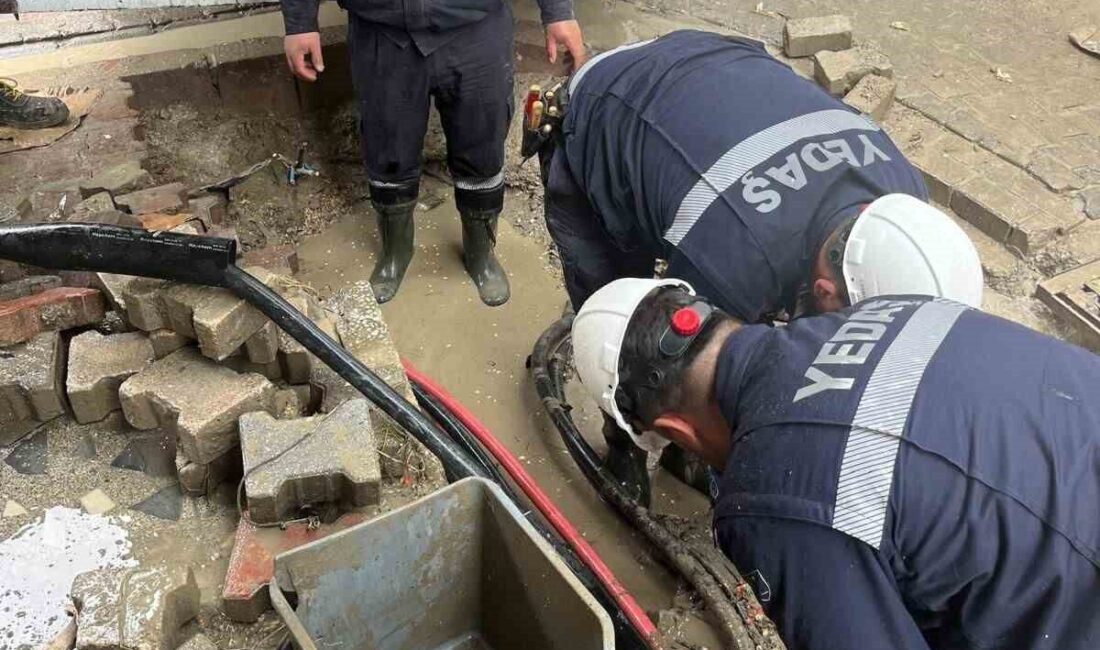 Samsun’un Havza ilçesinde meydana gelen sel felaketinin ardından YEDAŞ ekipleri,
