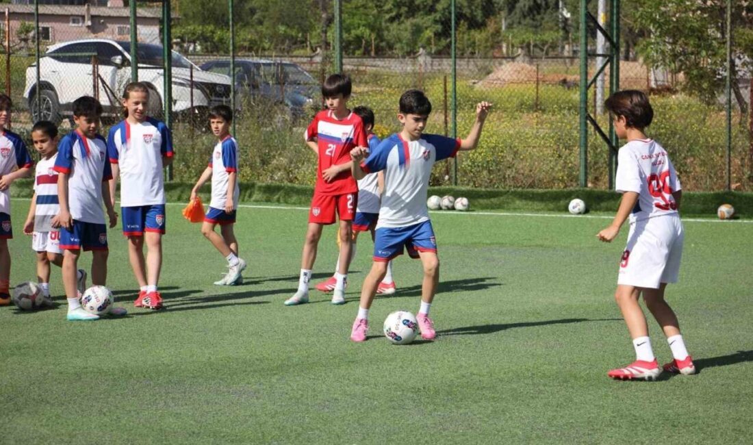 Türk futboluna sayısız sporcu kazandıran Çamlık Futbol Kulübü Başkanı ve
