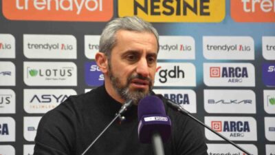Erzurumspor FK Teknik Direktörü Serkan Özbalta, Çorum FK ile berabere