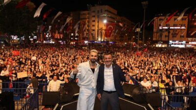 Denizli Büyükşehir Belediyesi, 23 Nisan kutlamalarını dev bir sanat etkinliğiyle