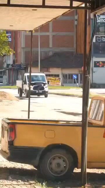 Bursa’nın İnegöl ilçesinde yaşanan ilginç olay görenleri hayrete düşürdü. Arızayı