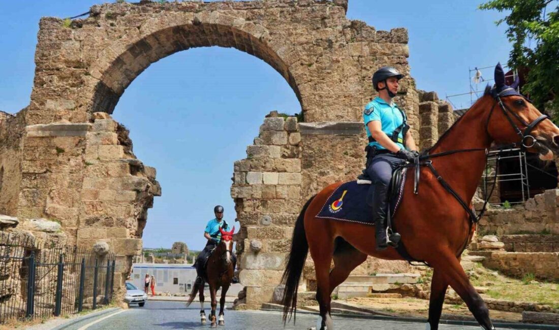 Antalya İl Jandarma Komutanlığı bünyesinde görev yapan Atlı Jandarma Timleri,