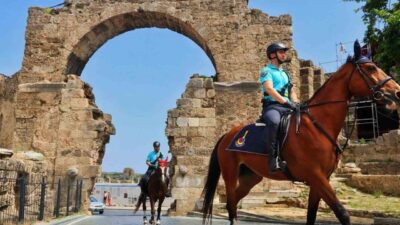 Antalya İl Jandarma Komutanlığı bünyesinde görev yapan Atlı Jandarma Timleri,