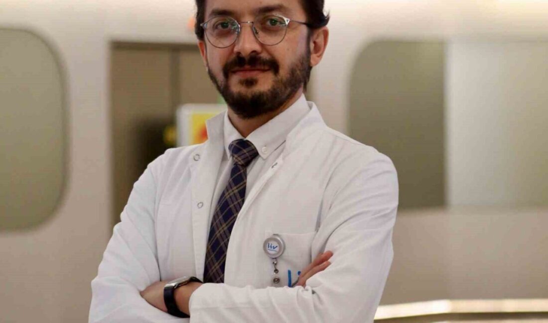 Sigaranın bir alışkanlık değil, beyin bağımlılığı olduğunu vurgulayan Göğüs Hastalıkları