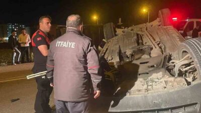 Siirt’te otomobil ile ambulansın çarpışması sonucu meydana gelen trafik kazasında