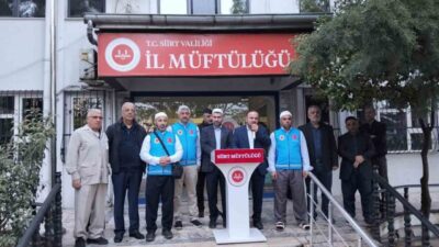 Siirt’te hac ibadetini yerine getirmek üzere yola çıkan ilk kafile,