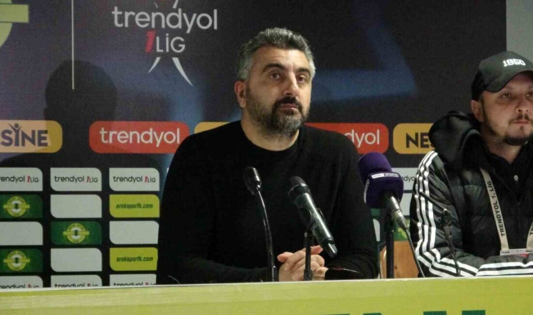 Pendikspor Teknik Direktörü Sinan Kaloğlu, 1-1 sona eren Esenler Erokspor