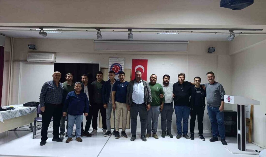 Buldan Kara Avcılar Derneği öncülüğünde düzenlenen avcılık kursunda sınava giren