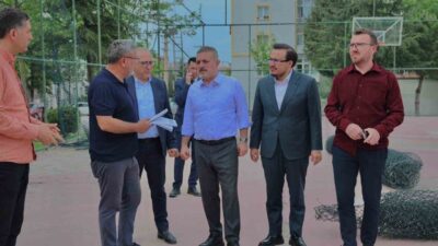 Sincan Belediyesi, ilçede bulunan 393 parkta kapsamlı bir yenileme seferberliği