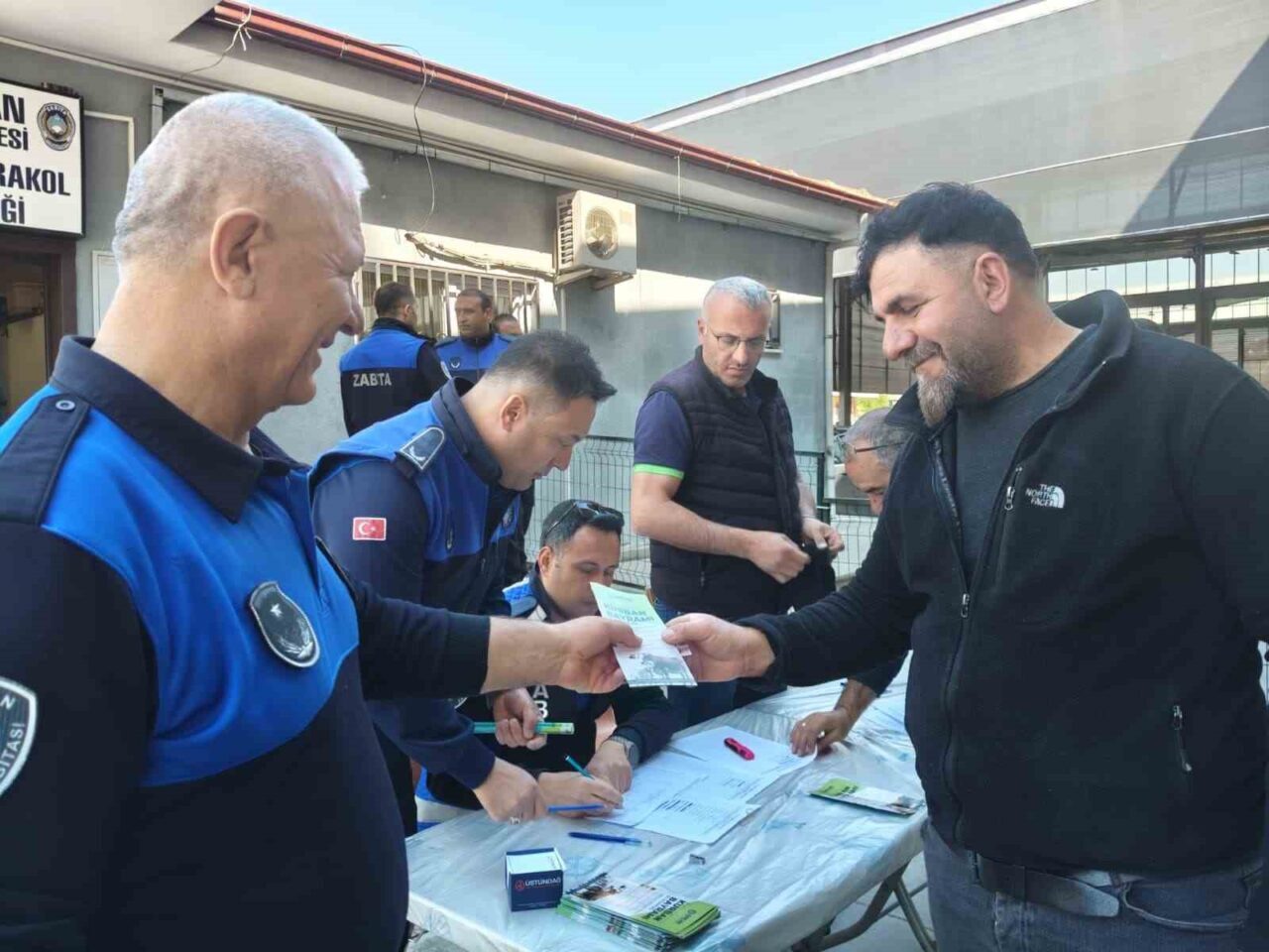 Sincan Belediyesi tarafından kurban satış alanları, gerçekleştirilen kura çekimiyle belirlendi.