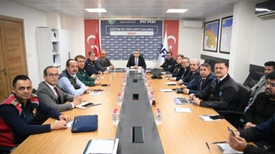 Sinop’ta muhtemel afet ve acil durumlara karşı alınan tedbirlerin değerlendirildiği