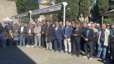 Sinop’ta kutsal topraklara gidecek olan hacı adayları, düzenlenen törenin ardından