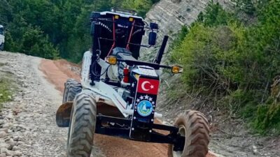 Sinop il genelinde yol altyapı güçlendirme çalışmalarına devam ediyor. Sinop’un