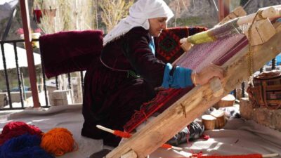 Şırnak’ta kadınların el emeği göz nuru olarak ilmek ilmek işlediği